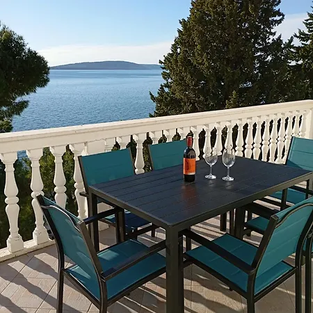 With Sea View Makarska Riviera 德尔韦尼克